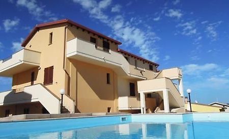 Residence Li Russi Кастелсардо Екстериор снимка